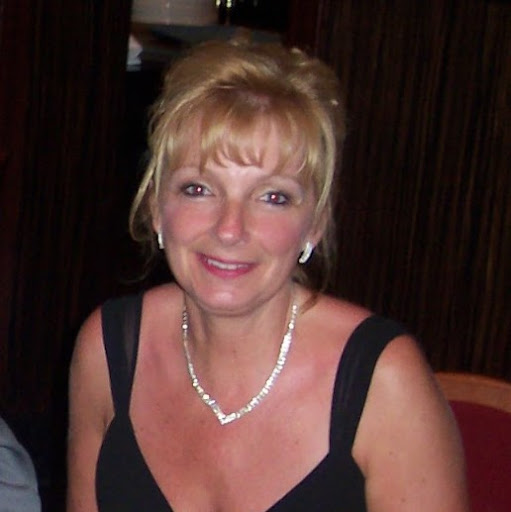 Judy Davis Photo 11