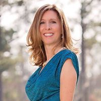 Lori Larter Photo 3