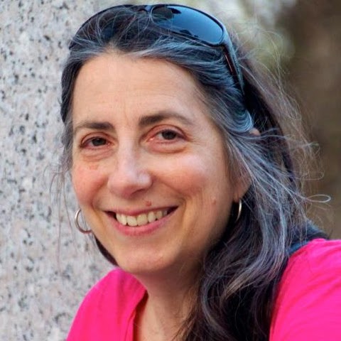 Anne Goldstein Photo 33