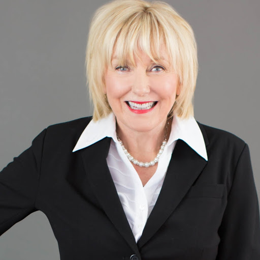 Linda Fields Photo 26