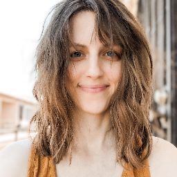 Catherine Ellis Photo 4