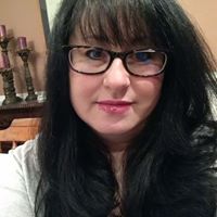 Lisa Petrovich Photo 8