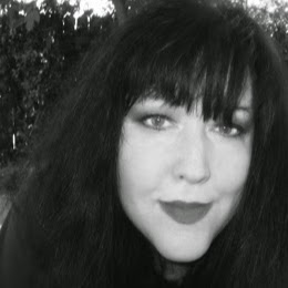 Suzanne Moore Photo 4