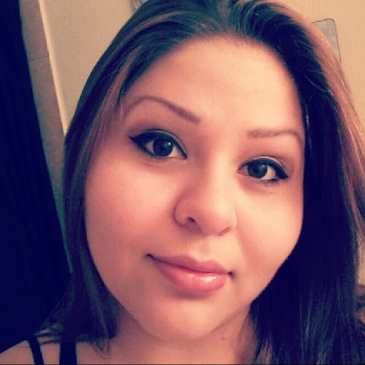 Cynthia Alvarez Photo 4