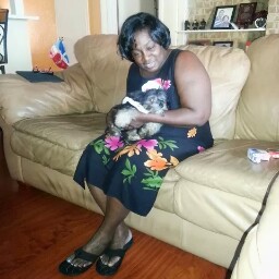 Lorraine Jones Photo 8