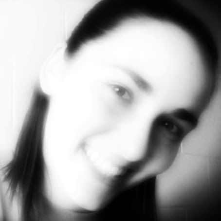 Courtney May Photo 13