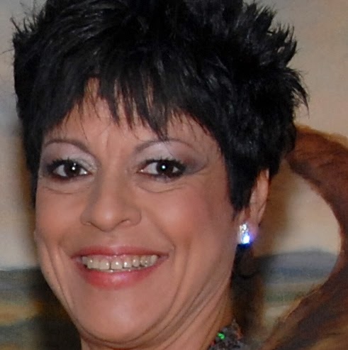 Marilyn Schneider Photo 11