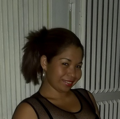 Yaritza Rodriguez Photo 21