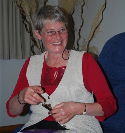Nadine Russell Photo 30