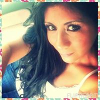 Janet Peralta Photo 43