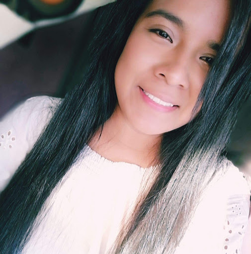 Sandra Medina Photo 28