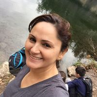 Veronica Salinas Photo 33