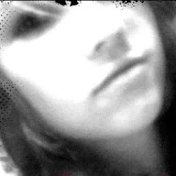 Heather Carlisle Photo 9
