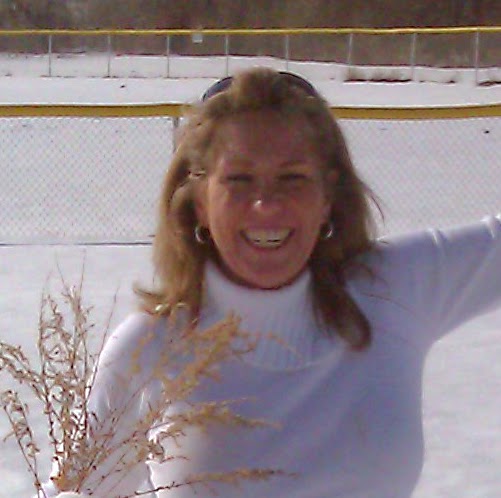 Joan Gordon Photo 26