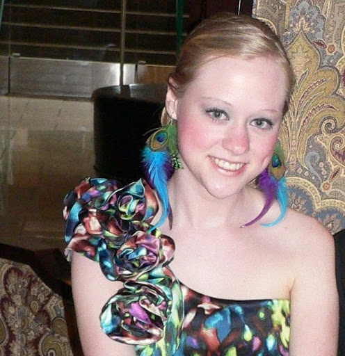 Ellen Wells Photo 16