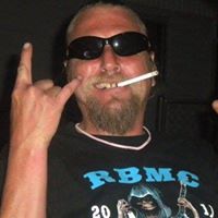 Robert Kwiatkowski Photo 36
