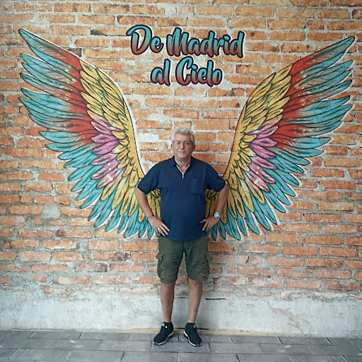 Manuel Arana Photo 9