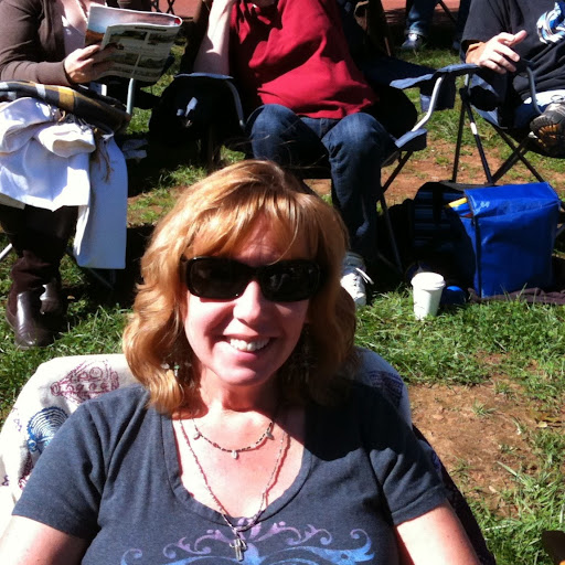 Melanie Wright Photo 49
