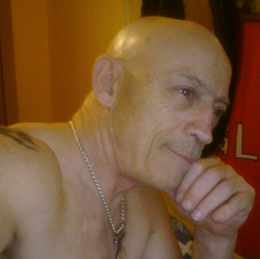 Richard Poll Photo 19