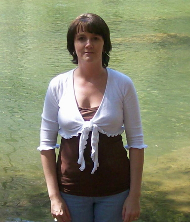 Angela Garrett Photo 1