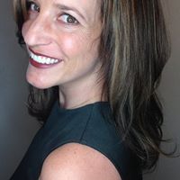 Lisa Holden Photo 21
