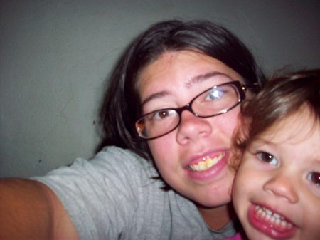 Tabitha Young Photo 38