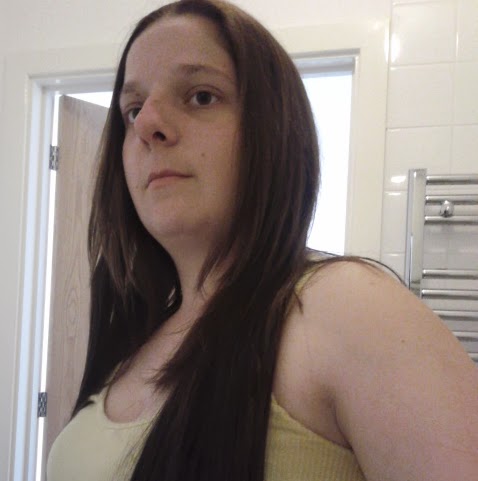 Laura Eames Photo 3