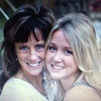 Teri Richards Photo 32