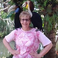 Jeanette Holland Photo 23