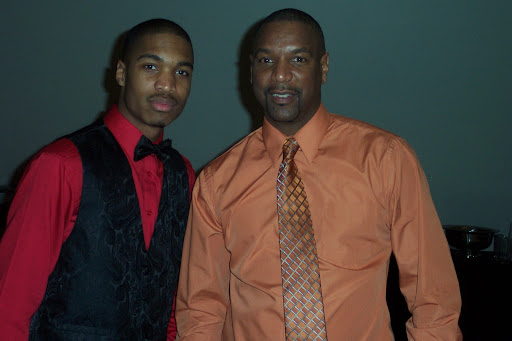 Rodney Reynolds Photo 37