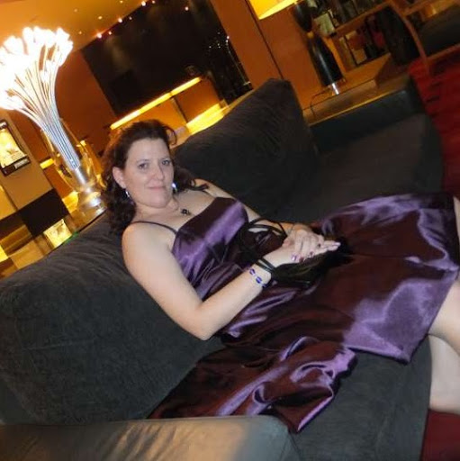 Claudia Beck Photo 13