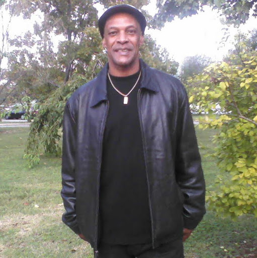 Elliott Harris Photo 15