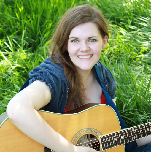 Anna Clough Photo 21