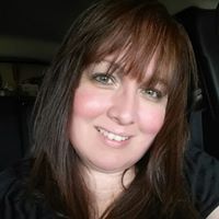 Michelle Devine Photo 30