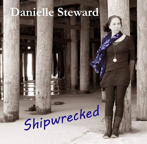 Danielle Steward Photo 4