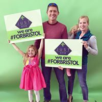 Suzi Reynolds Photo 10