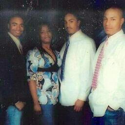 Victor Simmons Photo 15