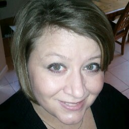 Laura Beyer Photo 10