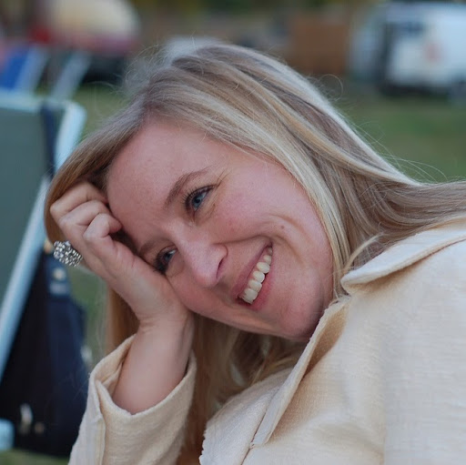 Anne Henderson Photo 6