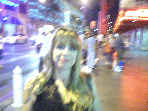 Ginger Thompson Photo 17