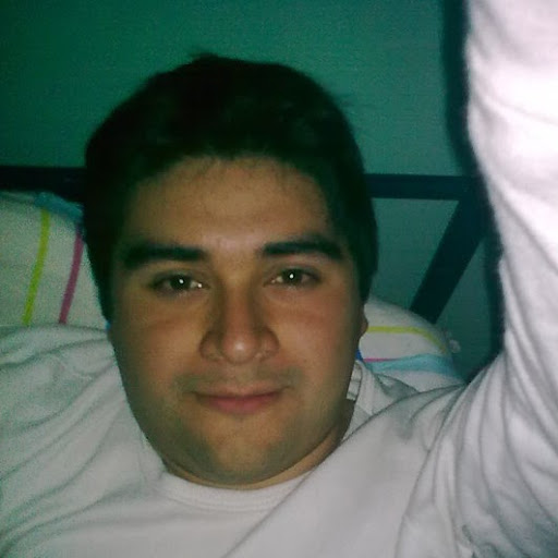 Lucas Bravo Photo 9
