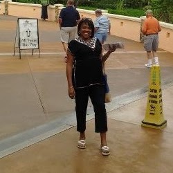 Debra Lindsey Photo 32