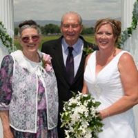 Gloria Robertson Photo 32