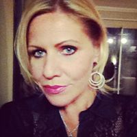 Elizabeth Flaherty Photo 5