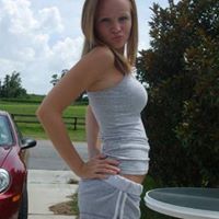 Mari Hall Photo 15