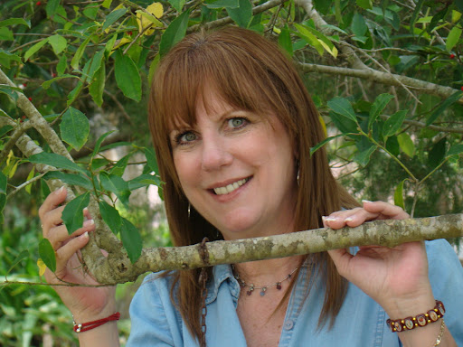 Carol Little Photo 28