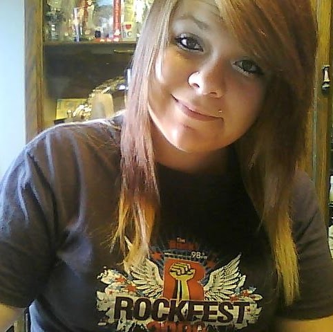 Amber Dougherty Photo 16