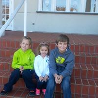 Diana Bradley Photo 15