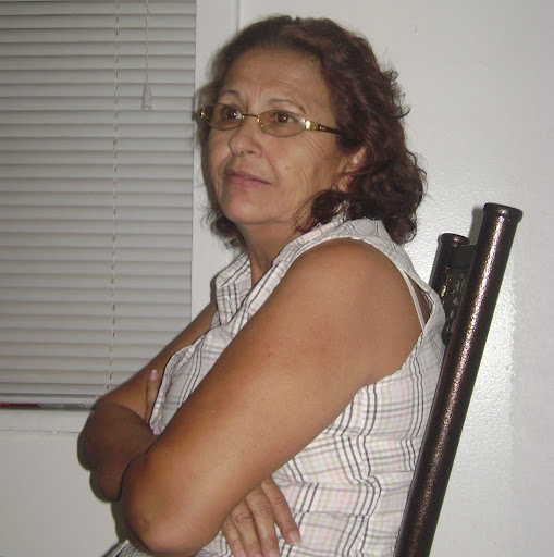 Ada Gutierrez Photo 37