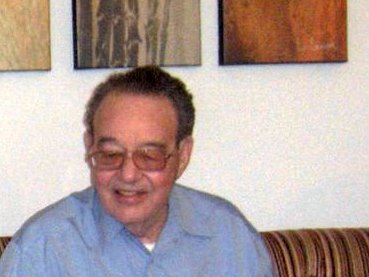 Harry Howe Photo 32